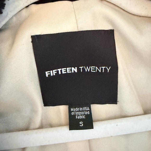 FIFTEEN TWENTY BLACK FAUX FUR COAT – SIZE S - Picture 2 of 3